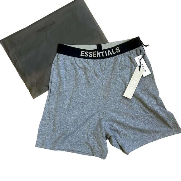 Fear of God Essentials Lounge Shorts - Picture 1 of 6